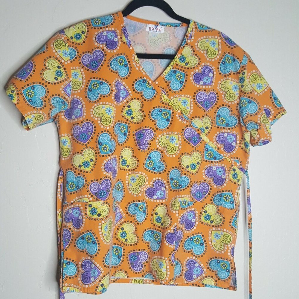 Nurse Scrub EXPO Size Med See Measurements Hearts Tie Back Medical Hospital